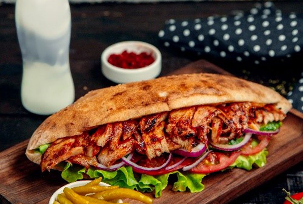 Ricetta classica – Panino kebab di pollo